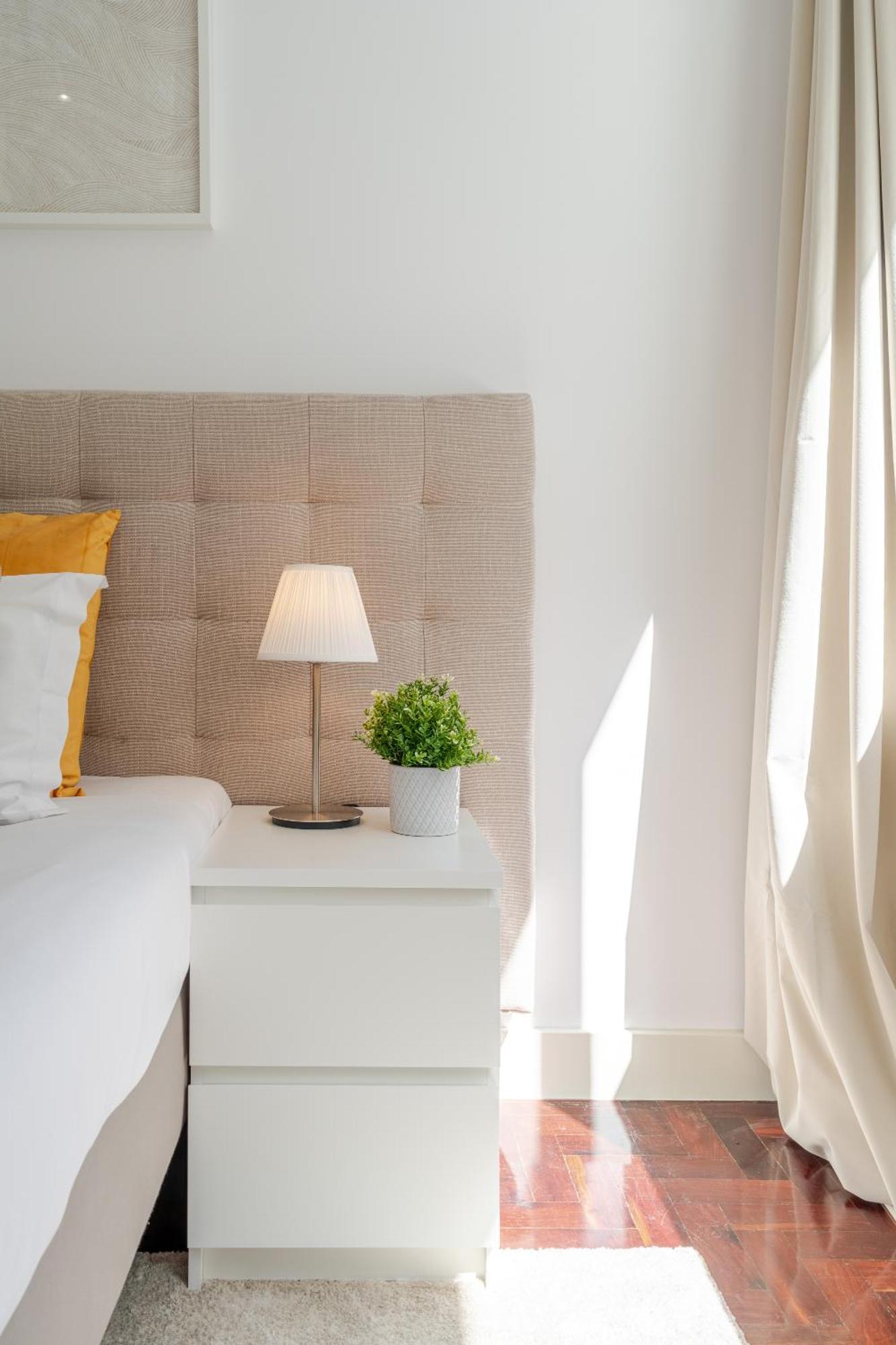 Apartment Renovated & Quiet 1-bedroom In Santa Catarina *